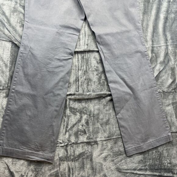 Dockers Womens Classic Khaki Pants Size 10 M Gray Bootcut Flare - Picture 7 of 13